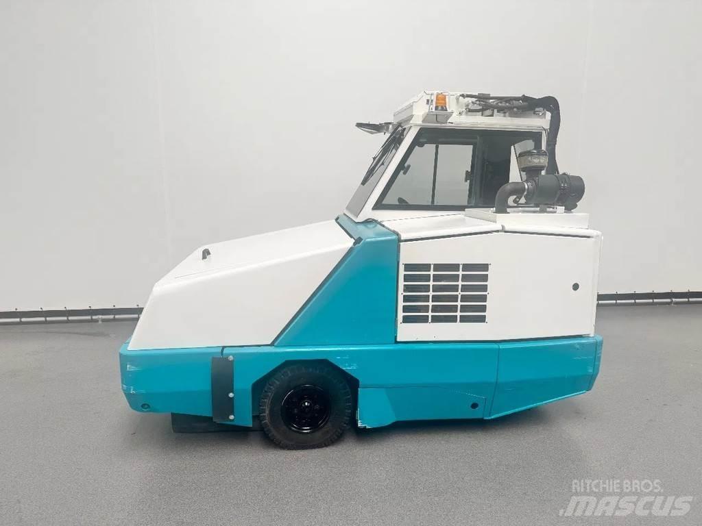 Tennant 800 Zametací stroje