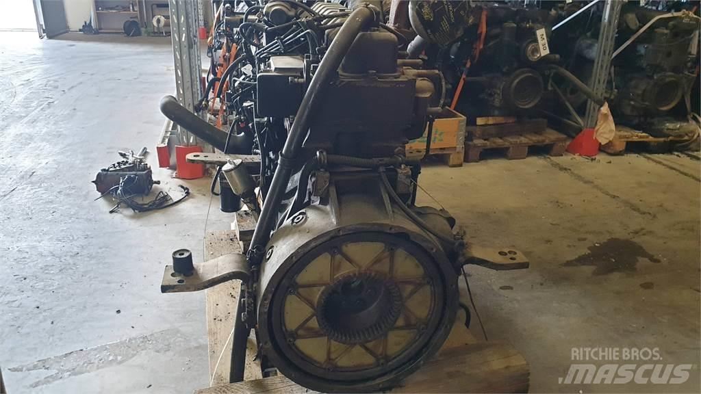 Sisu . Motory