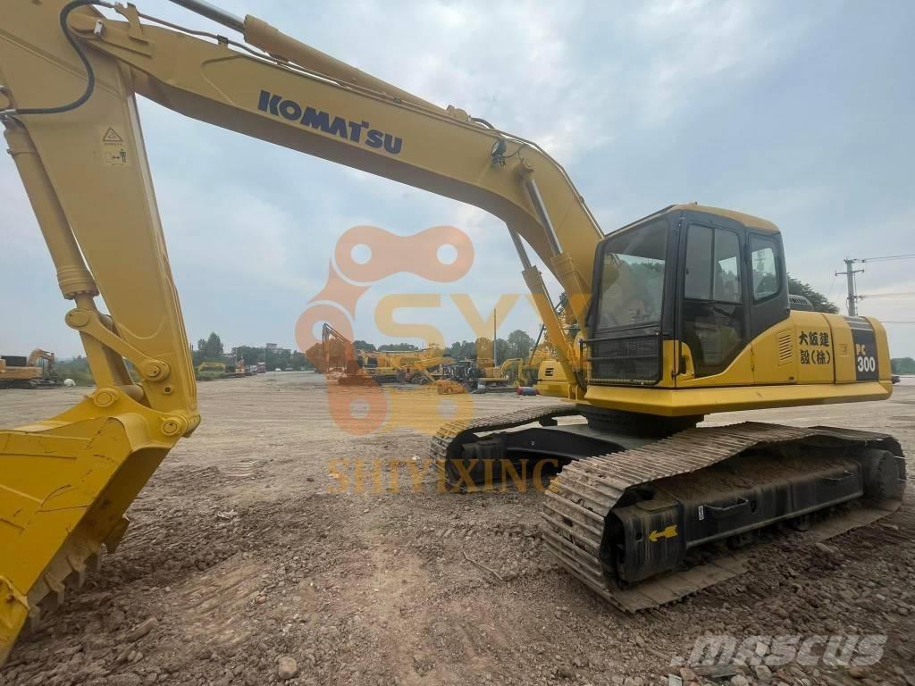Komatsu PC 300-7 Pásová rýpadla
