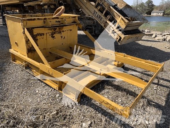 CAT 2285832 Lopaty