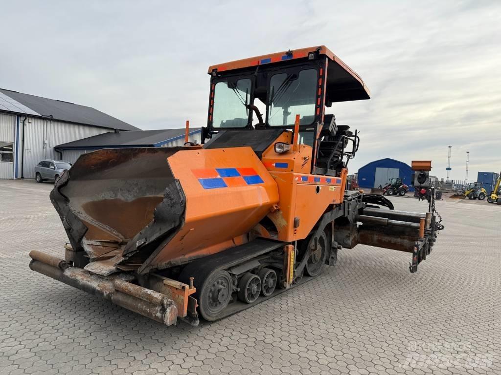 CAT AP 555 E Finišery