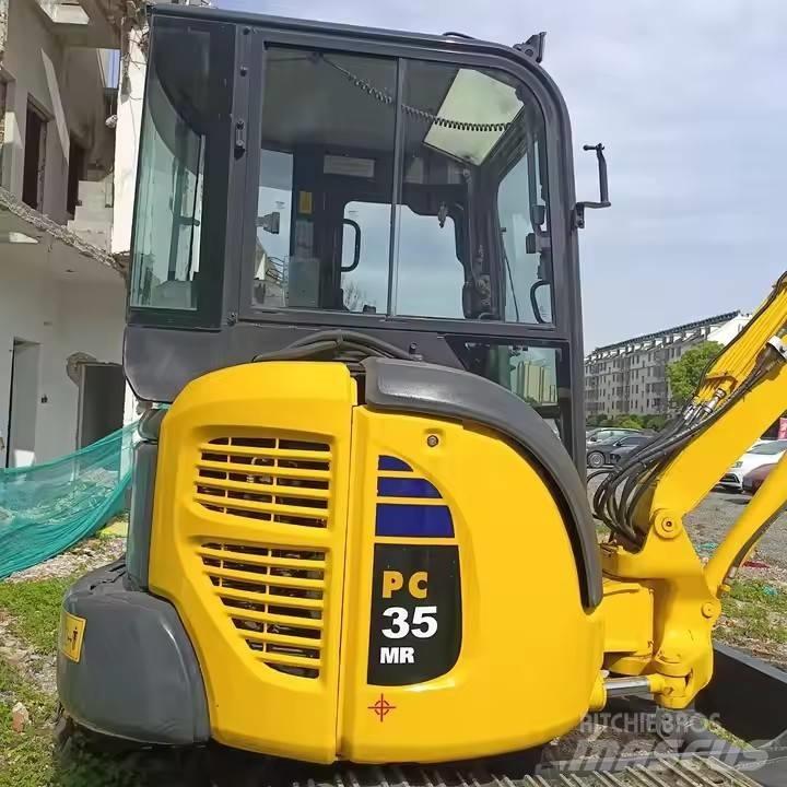 Komatsu PC35MR Pásová rýpadla