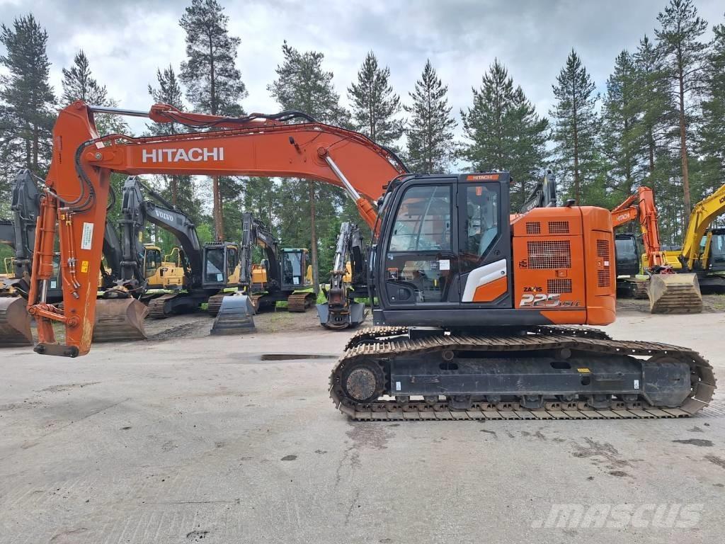 Hitachi ZX225USLC-7 Pásová rýpadla