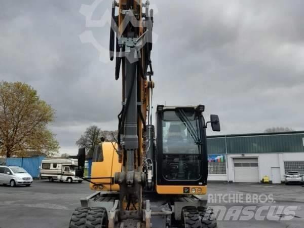 Liebherr A 920 Kolová rýpadla