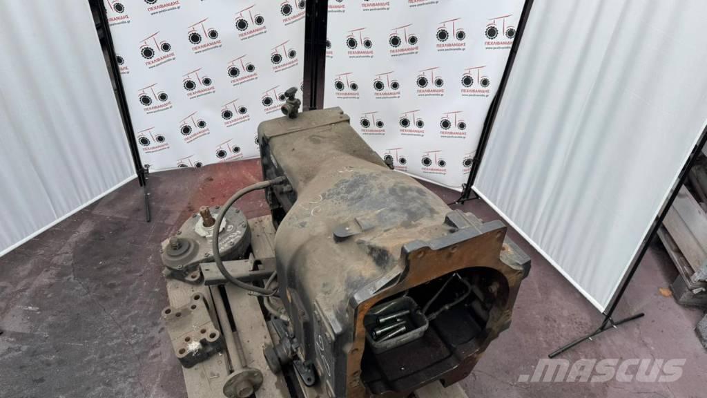 New Holland T 7 Převodovka