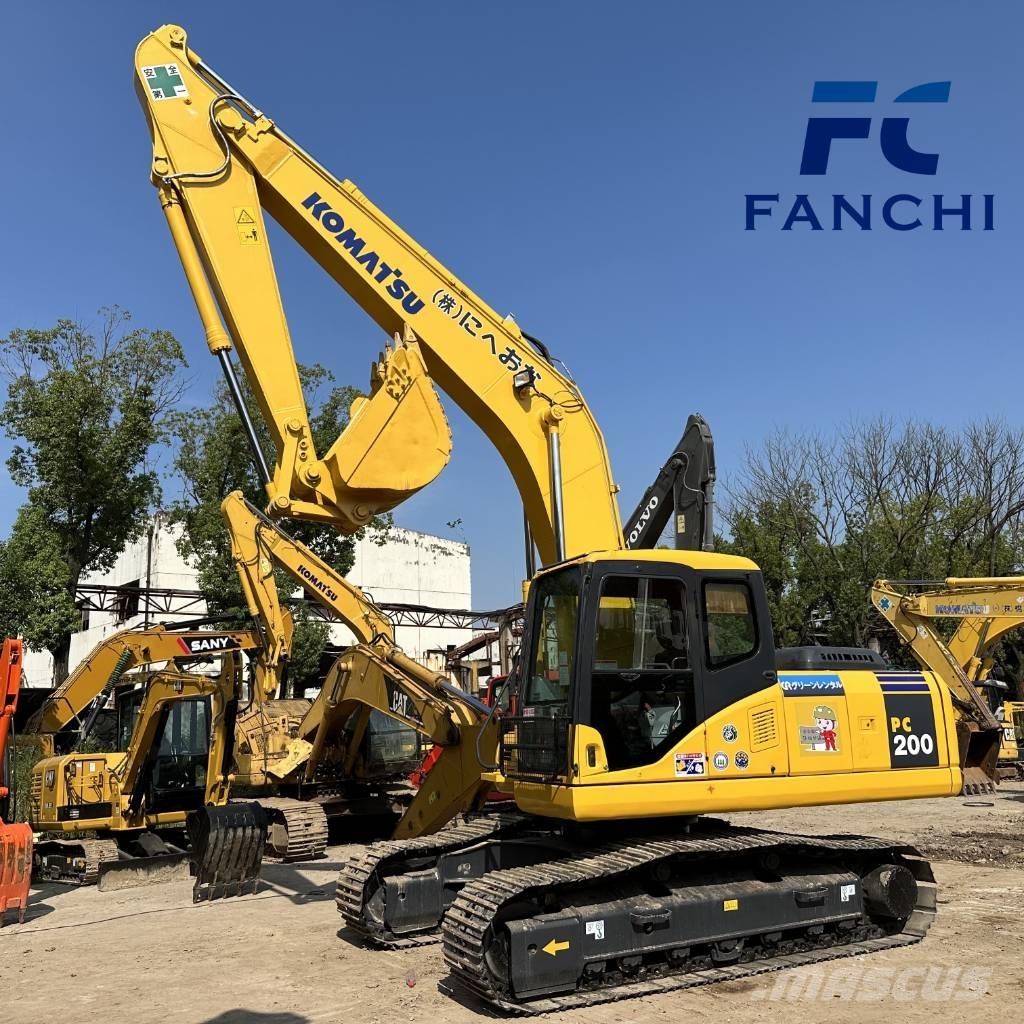 Komatsu PC 200 Pásová rýpadla