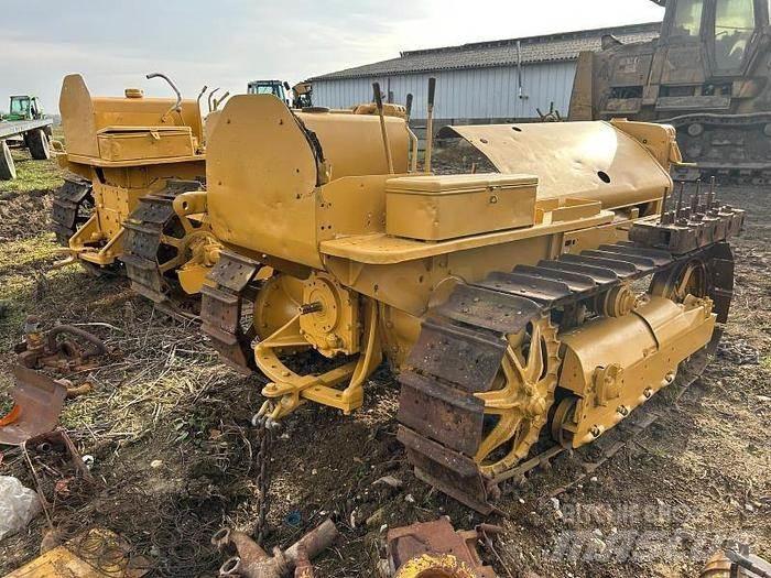 CAT D2 - Pásové dozery