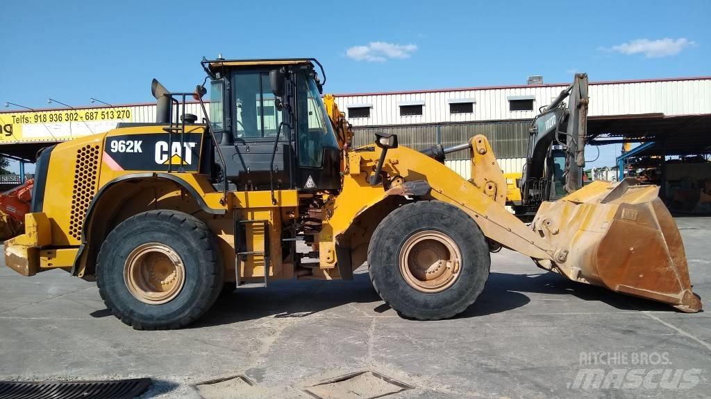 CAT 962K Kolové nakladače