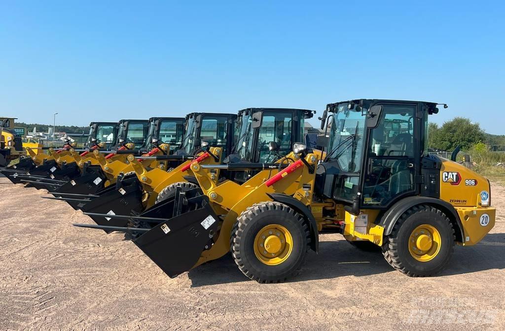 CAT 906 - RENTAL Kolové nakladače