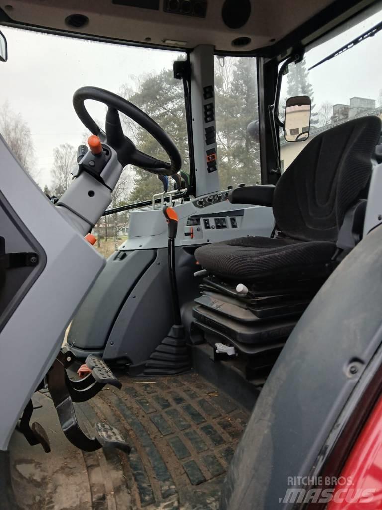 Valtra A135ht Traktory