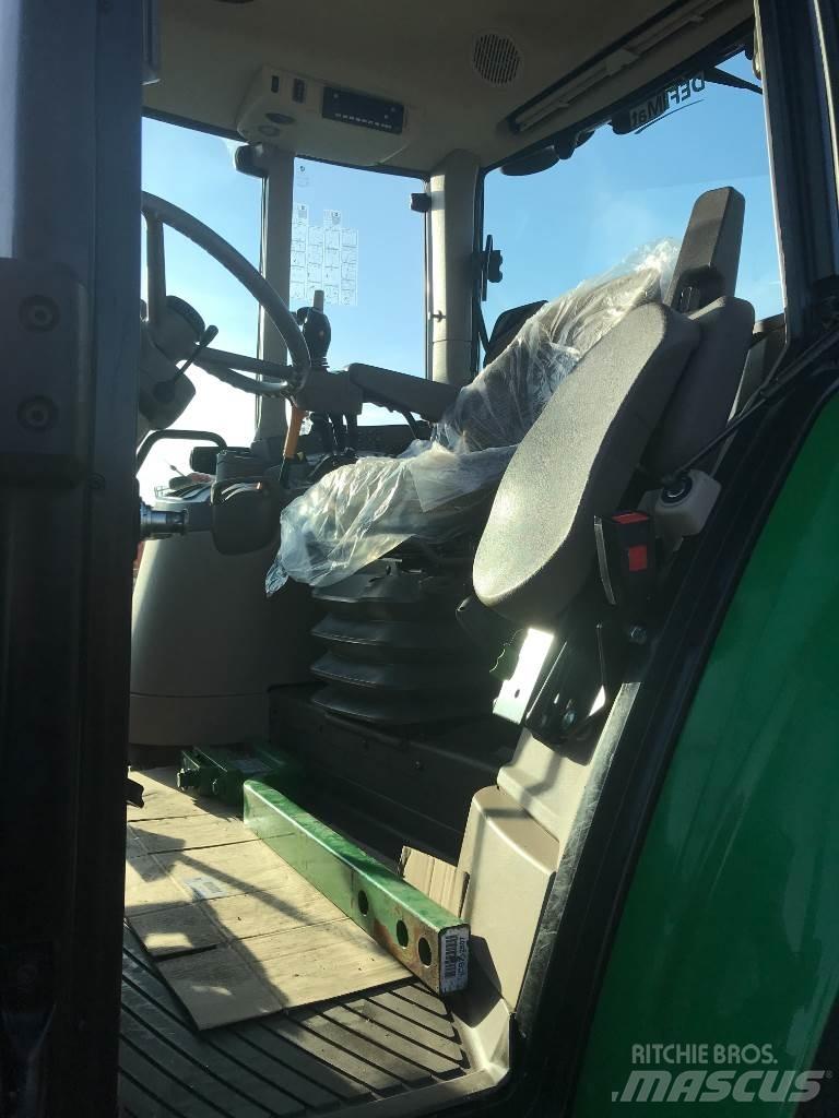 John Deere 6100 M Traktory