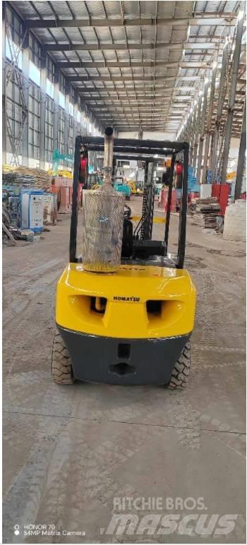 Komatsu FD 30 T-14 Dieselové vozíky