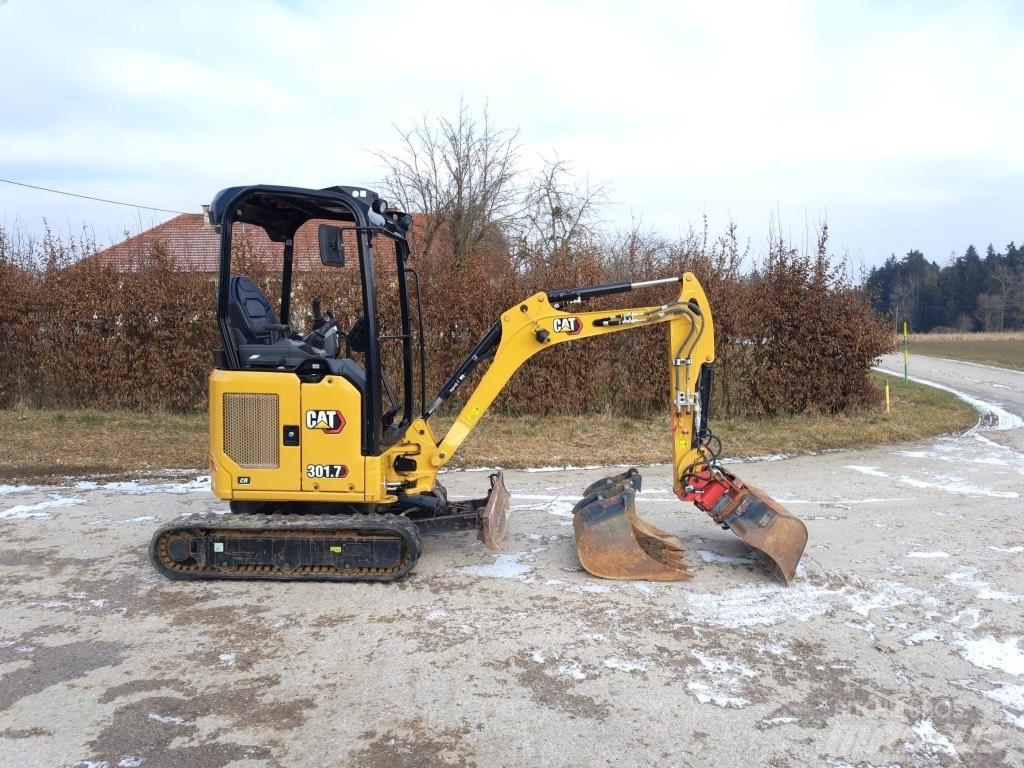 CAT 301.7 Mini rýpadla < 7t