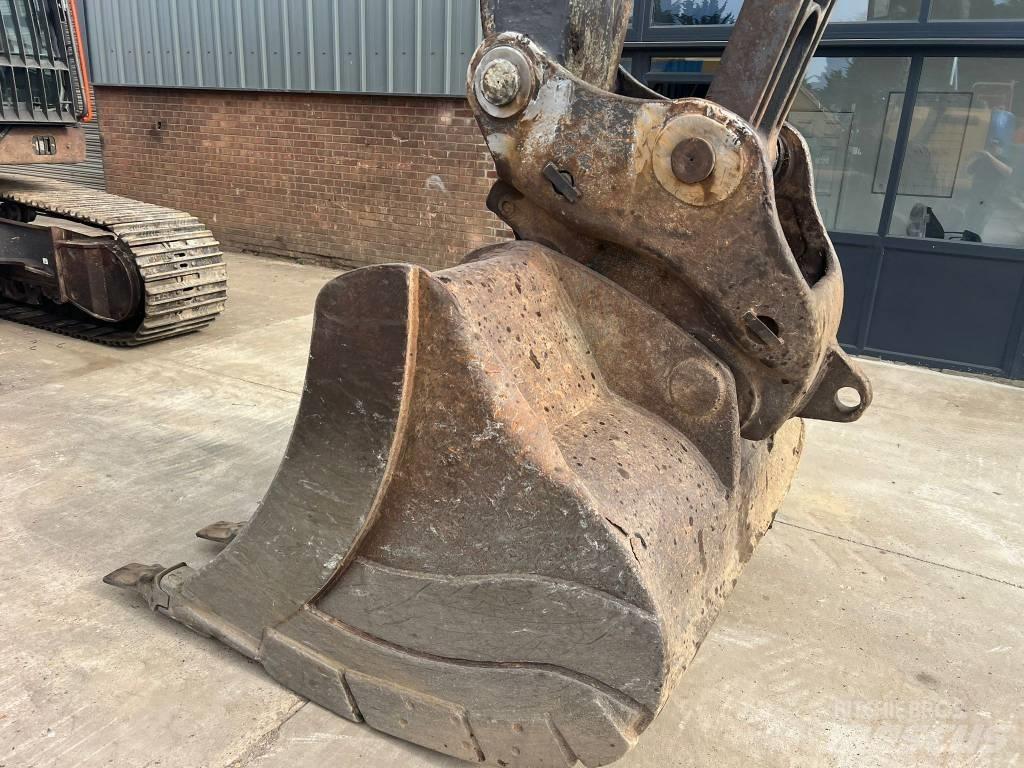 Volvo EC 380 EL Pásová rýpadla