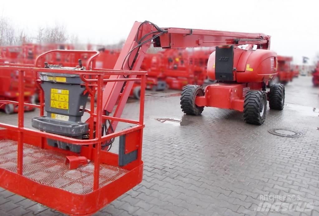 JLG 800 AJ Kloubové plošiny