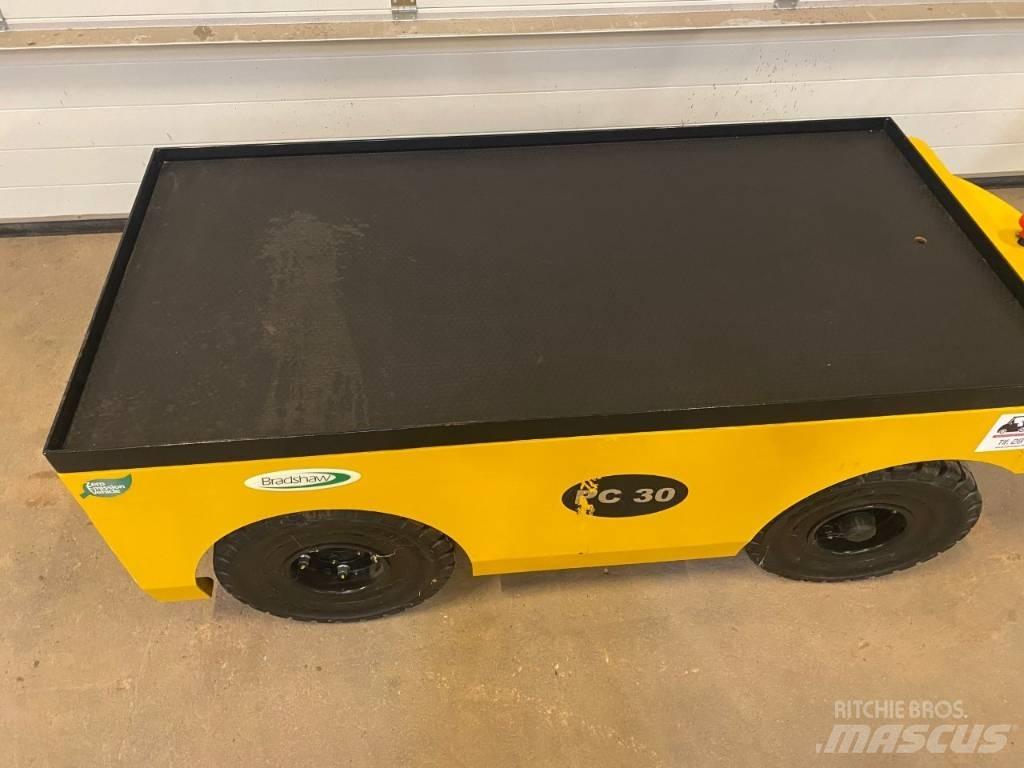 Bradshaw PC30 Vlečné vozíky