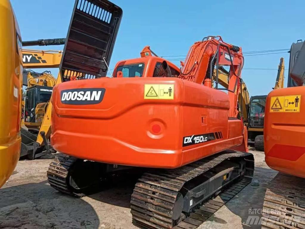 Doosan DX150 Midi rýpadla 7t - 12t