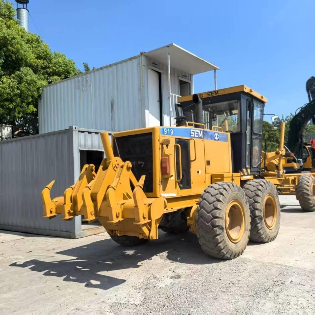 SEM 919 Grejdry
