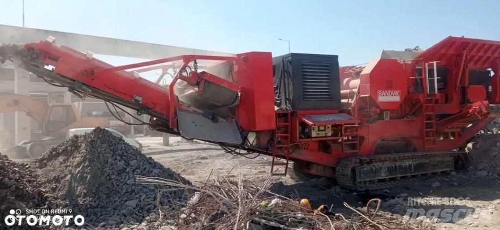 Sandvik QJ 330 Mobilní drtiče