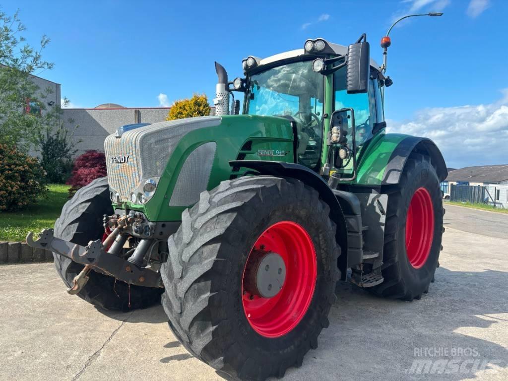 Fendt 933 Vario Traktory