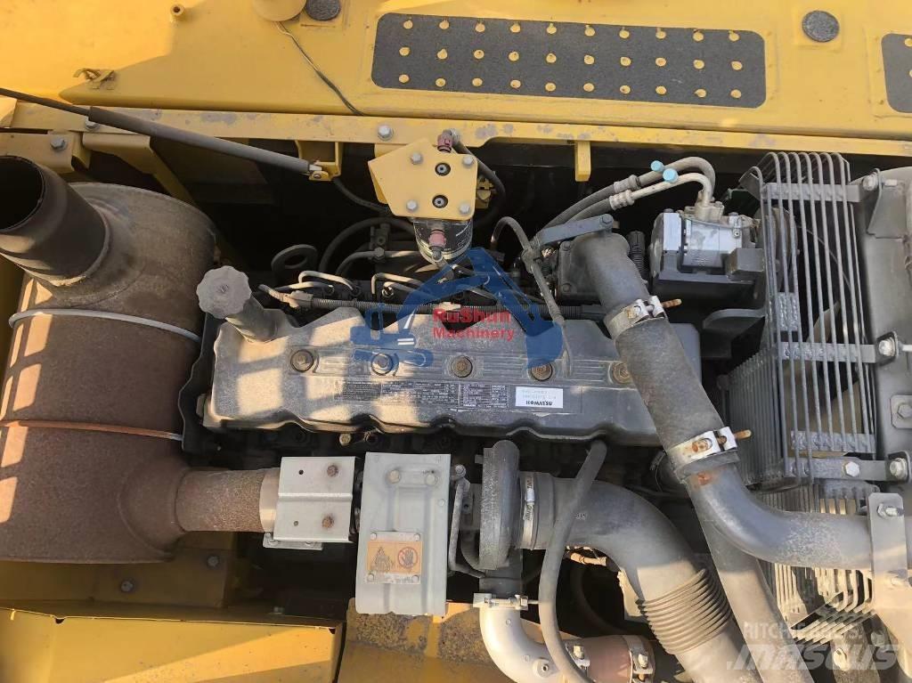 Komatsu PC210LC-8 Pásová rýpadla