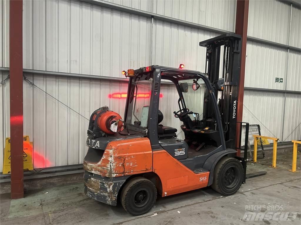 Toyota 02-8FGJF35 LPG vozíky