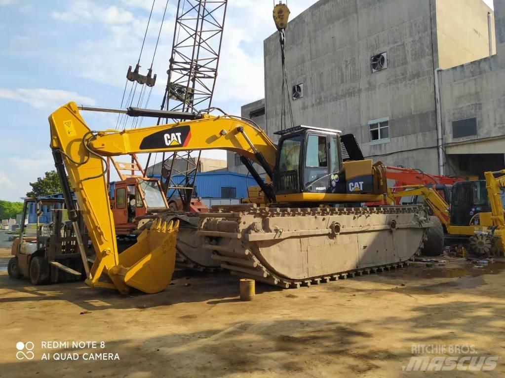 CATERILLAR 320D Obojživelná rypadla
