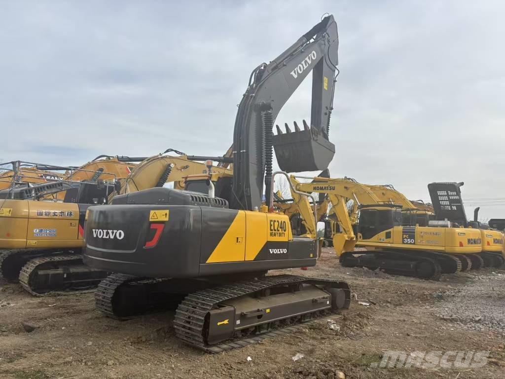 Volvo EC 240 Pásová rýpadla
