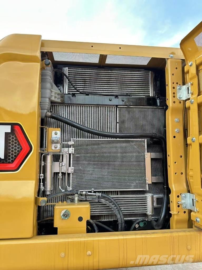 CAT 323GC Pásová rýpadla