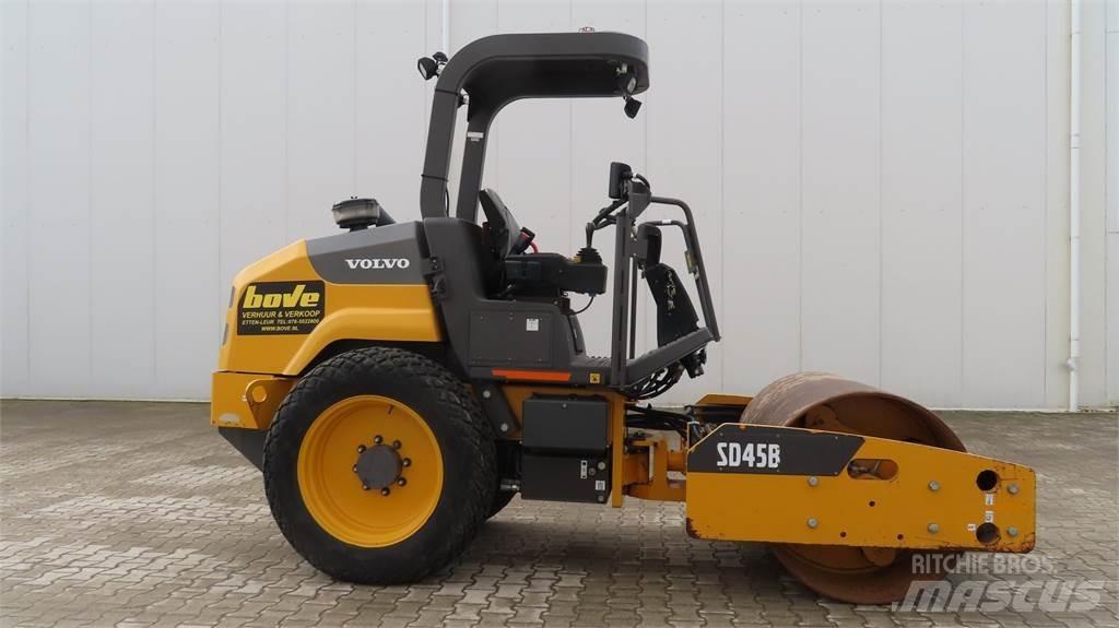 Volvo SD 45 B Tahačové válce