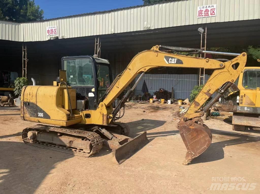 CAT 306 Pásová rýpadla