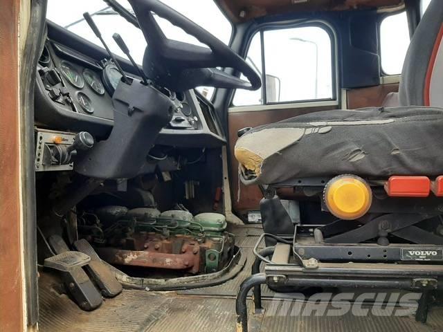 Volvo N 10 Tahače