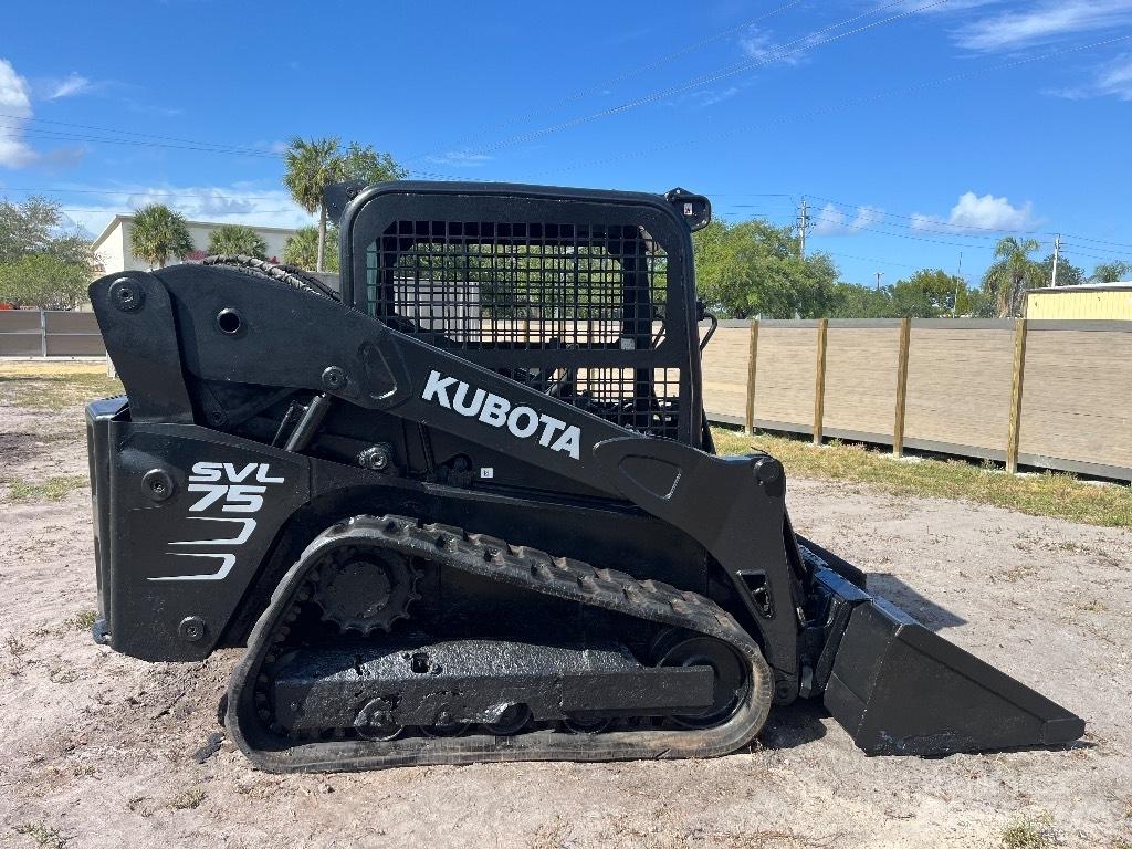 Kubota SVL 75-2 Smykem řízené nakladače