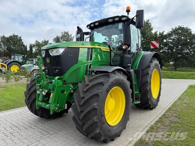 John Deere 6R250 Další