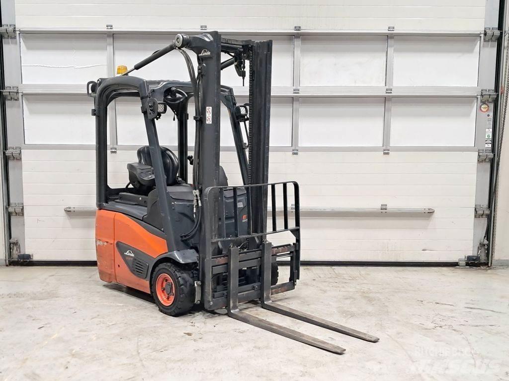 Linde E12-02 Akumulátorové vozíky