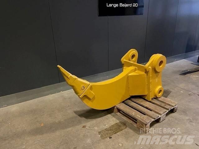 CAT Ripper 460KG Půdní rozrušovače