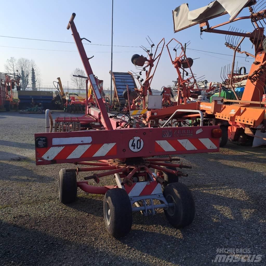 JF R1405S Obraceče a shrabovače sena