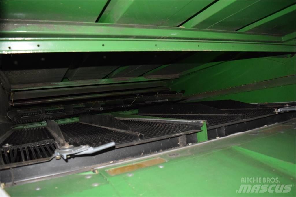 John Deere W 650 Sklízecí mlátičky