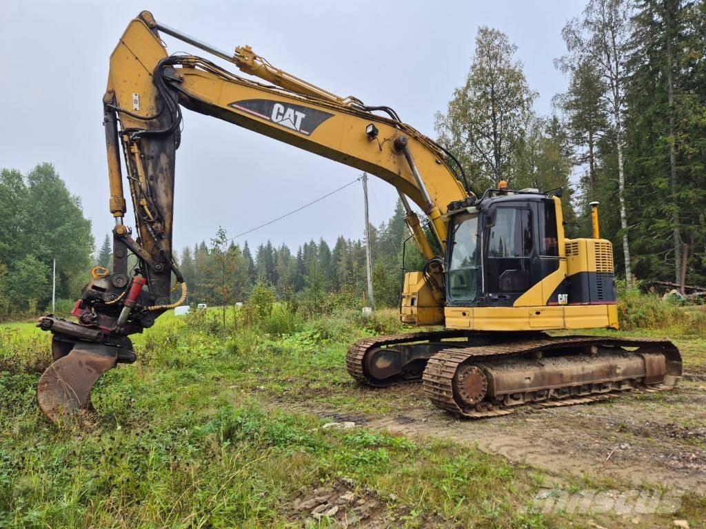 CAT 321 C LCR Pásová rýpadla