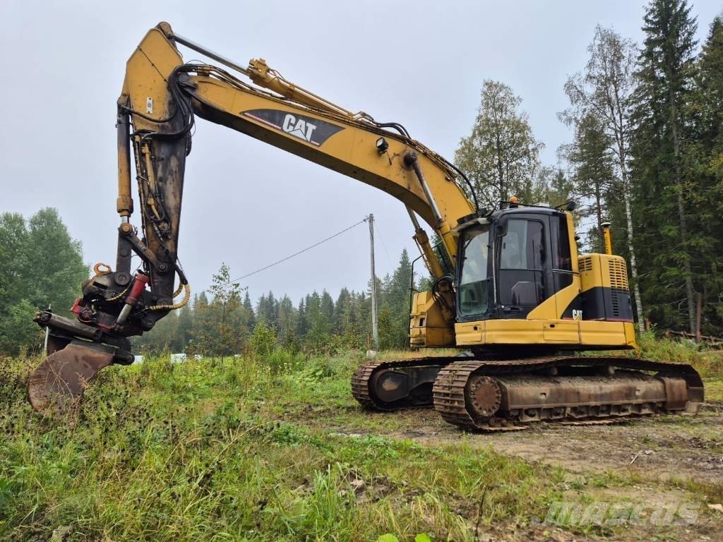 CAT 321 C LCR Pásová rýpadla