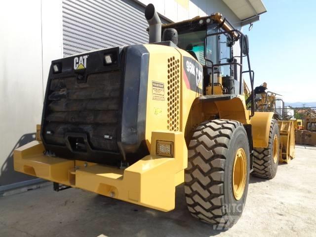 CAT 950M Kolové nakladače