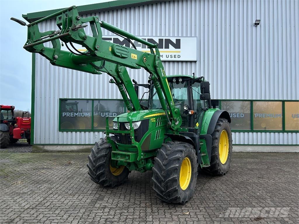 John Deere 6120M Traktory