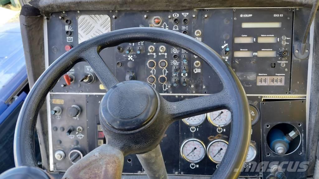 Krupp KMK 4070 Univerzální terénní jeřáby