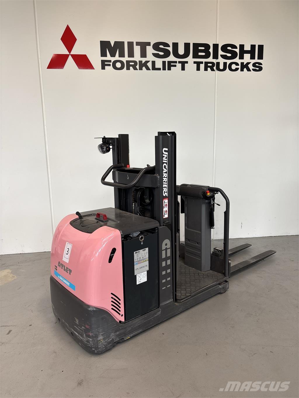 UniCarriers EPL100 Nízkozdvižné vozíky