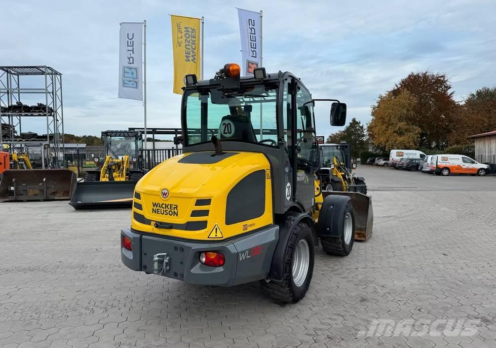 Wacker Neuson WL 38 Kolové nakladače