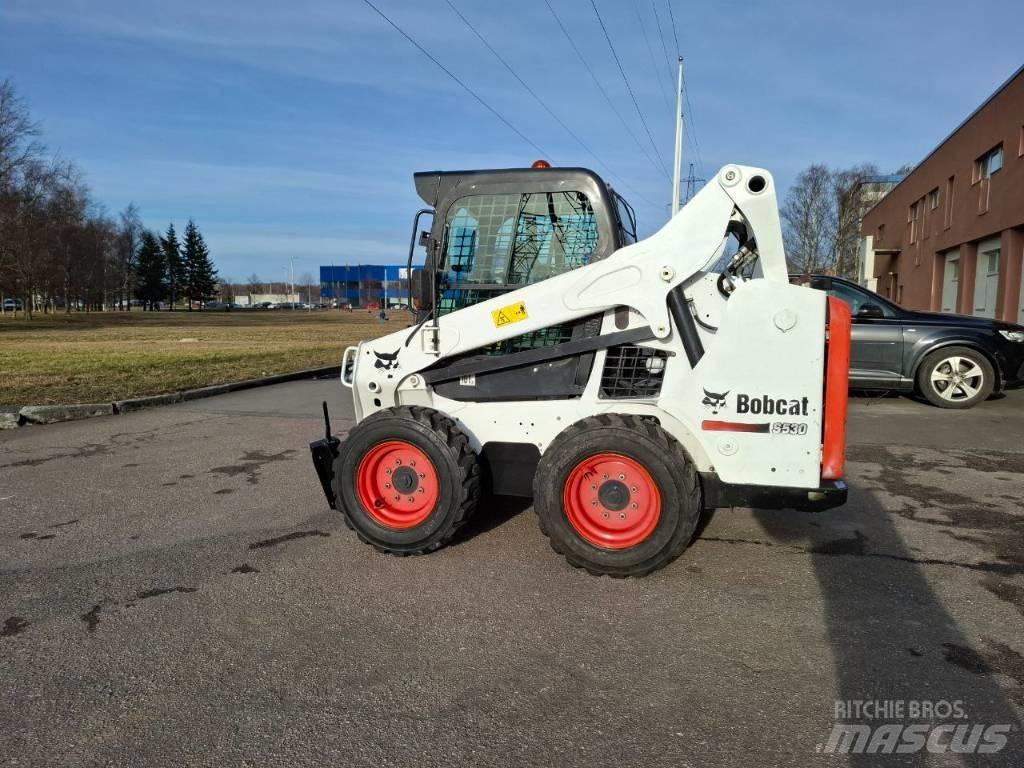 Bobcat S 530 Smykem řízené nakladače