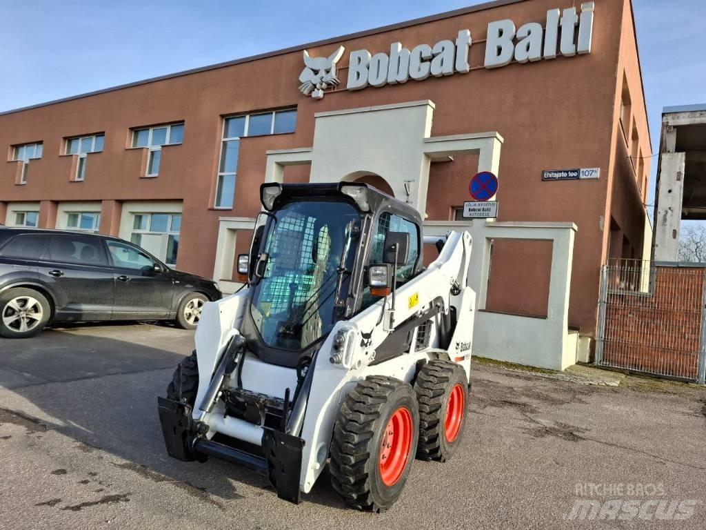 Bobcat S 530 Smykem řízené nakladače