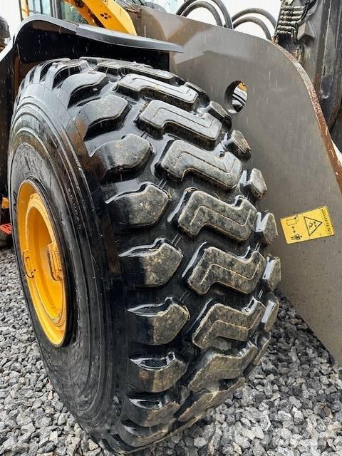Volvo L 220 H Kolové nakladače