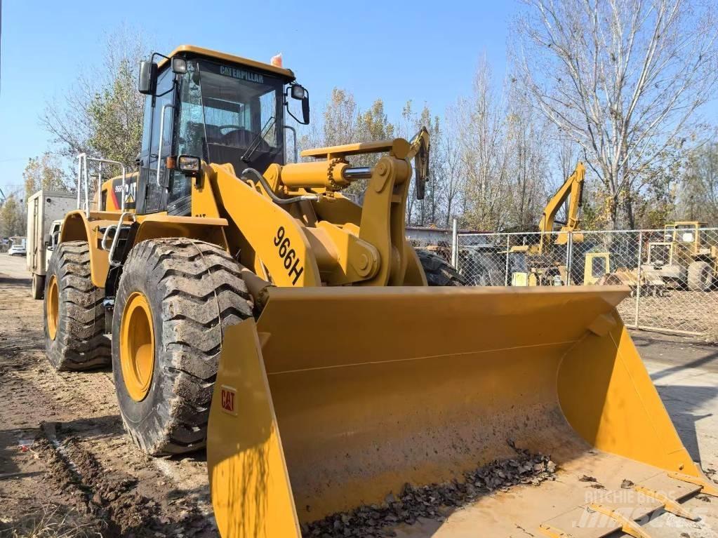 CAT 966H Kolové nakladače