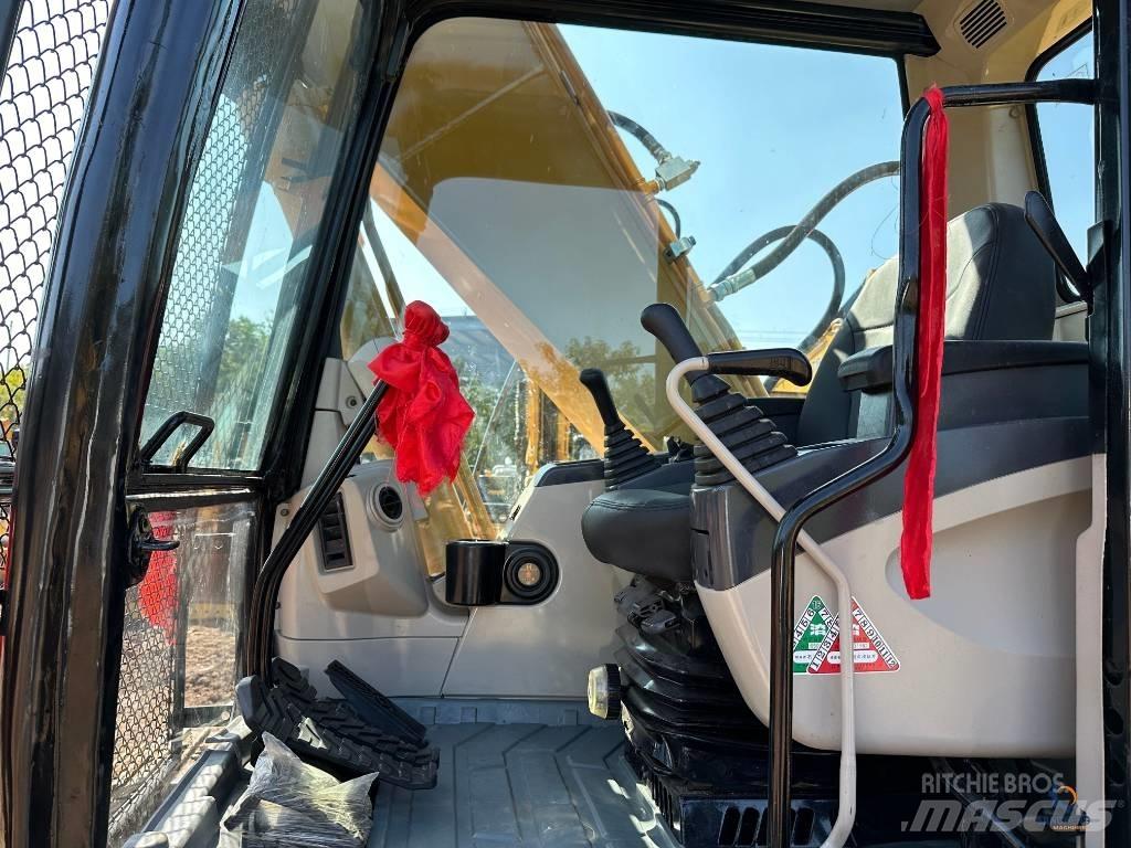 CAT 320 C Pásová rýpadla